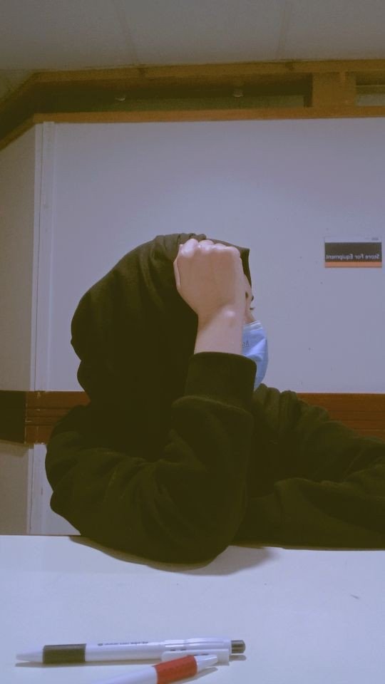 alone sad dp boy