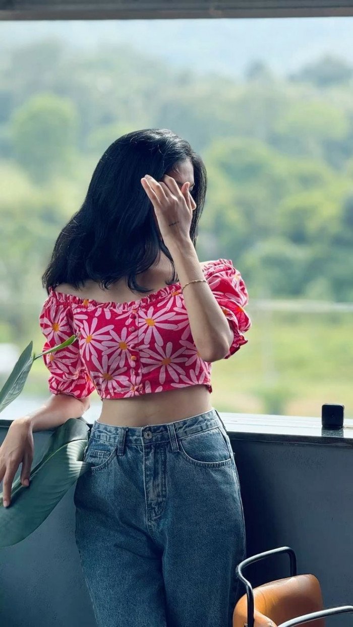 hidden face dp for girls