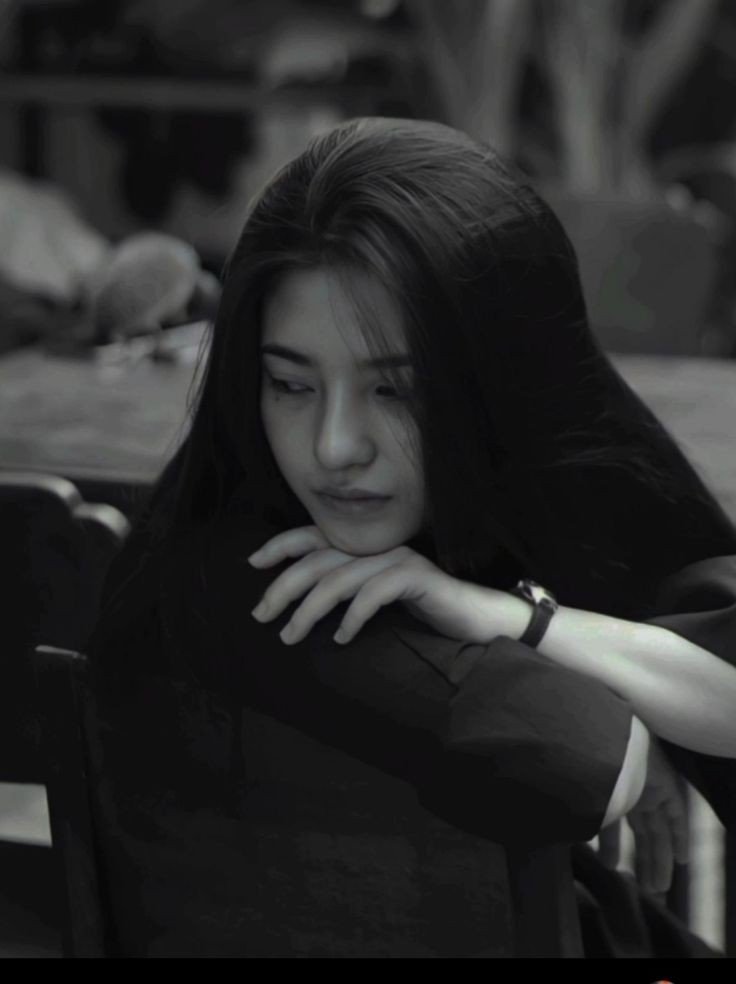 sad girl dp anime for instagram