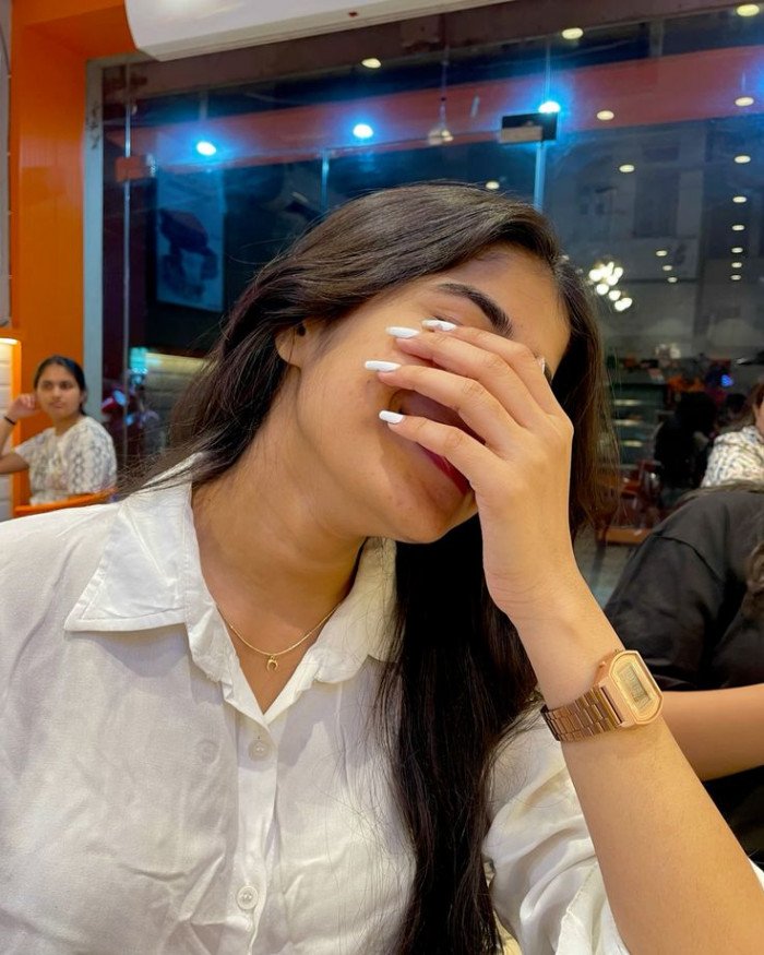 stylish hidden face profile pictures
